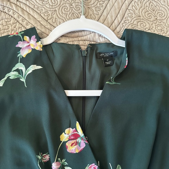 Ann Taylor Green Floral Dress - Picture 3 of 4